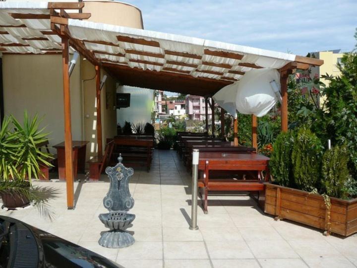 Семеен Хотел Атива - Family Hotel Ativa Lozenets Eksteriør billede