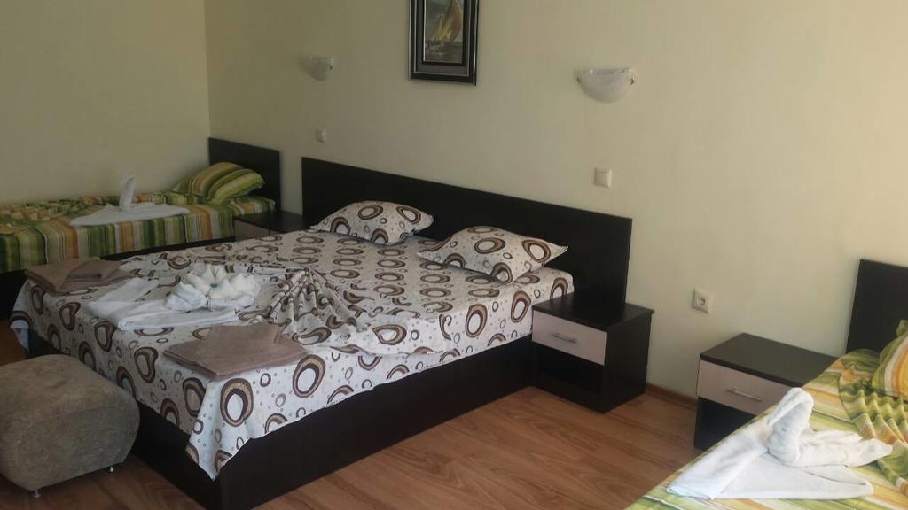 Семеен Хотел Атива - Family Hotel Ativa Lozenets Eksteriør billede