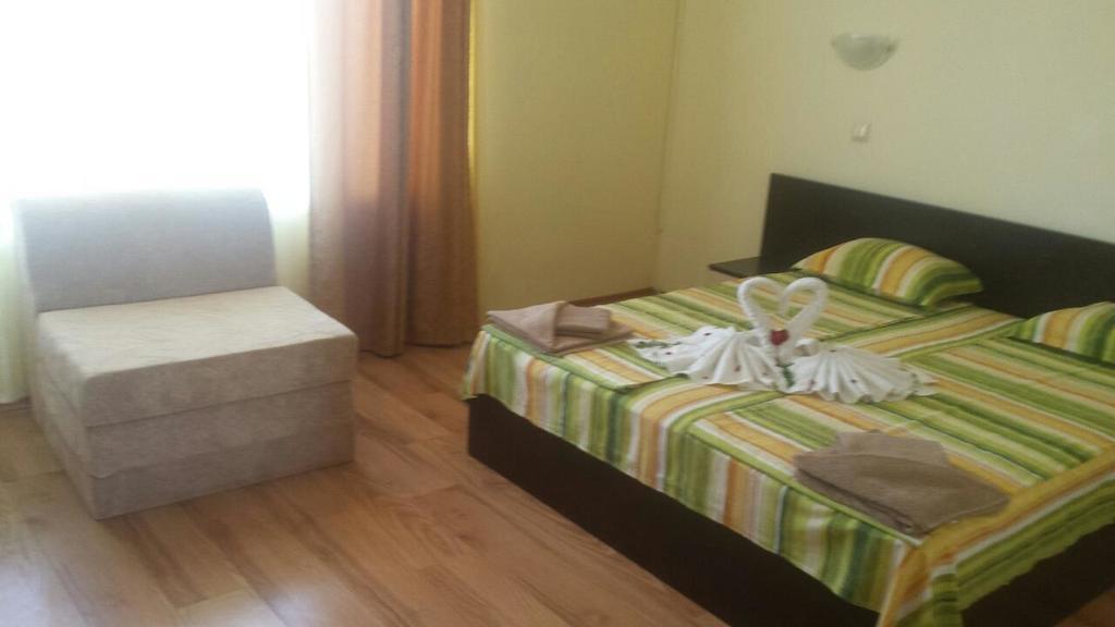 Семеен Хотел Атива - Family Hotel Ativa Lozenets Eksteriør billede
